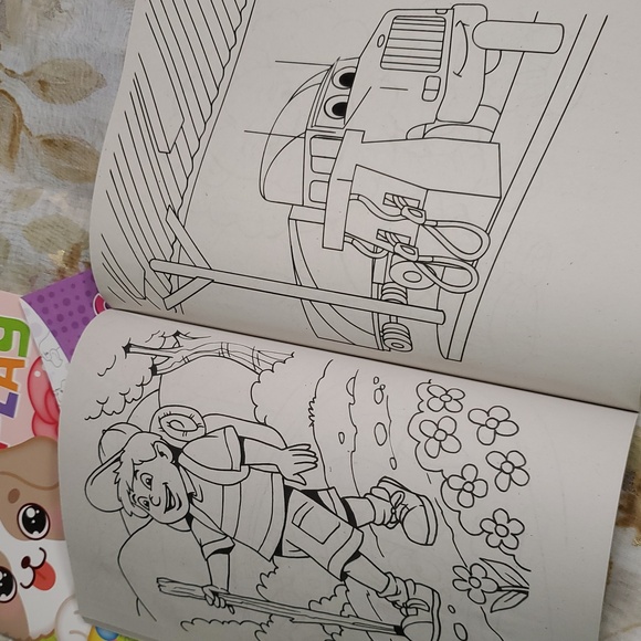 Fun Coloring and Activity Book Set - Picture 8 of 10